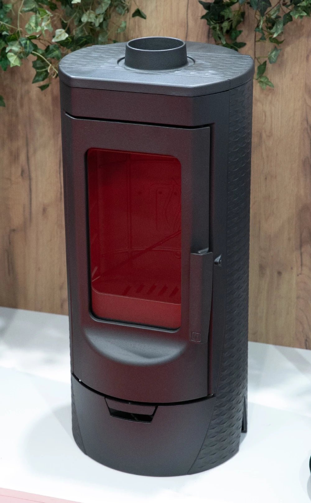 Design - Gusskaminofen Plamen Tara – raumluftunabhängig - GEMA Shop